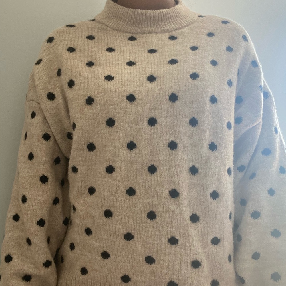 H&M MOCK NECK POLKA DOT SWEATER